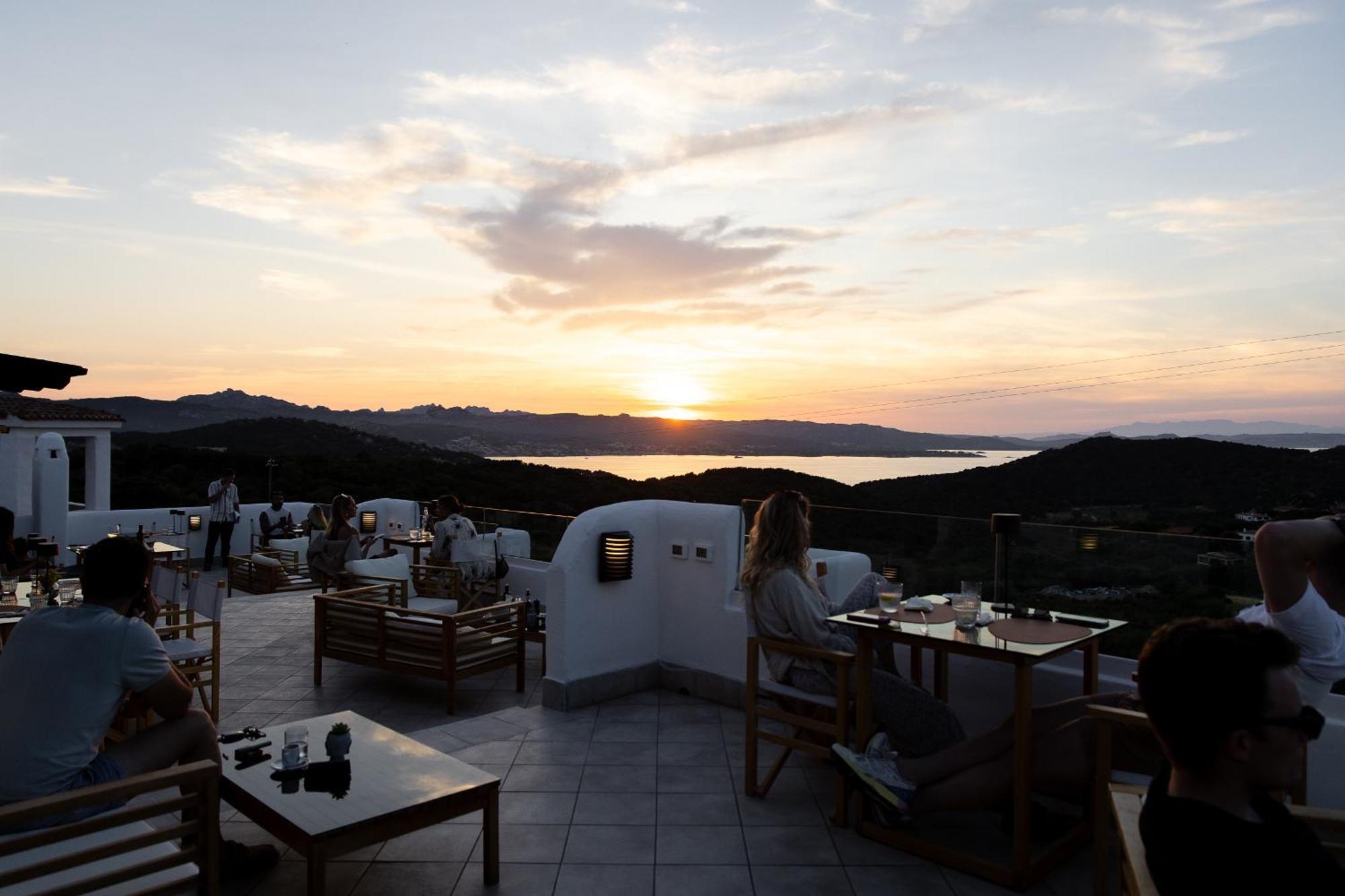 Hotel Pedra Santa Baja Sardinia Extérieur photo